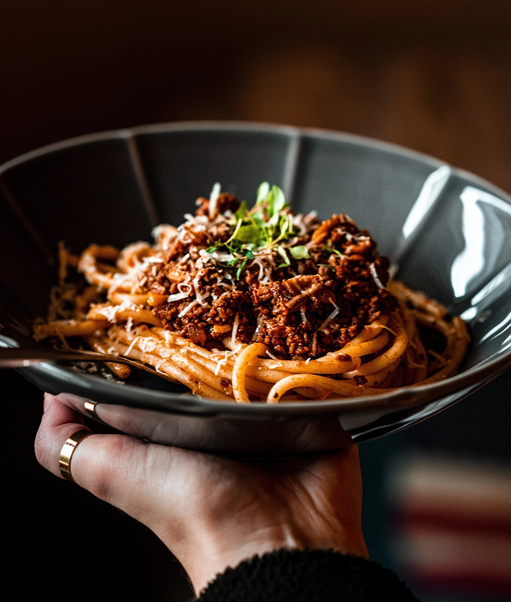 lækker kødsovs billede af kødsovs i skål